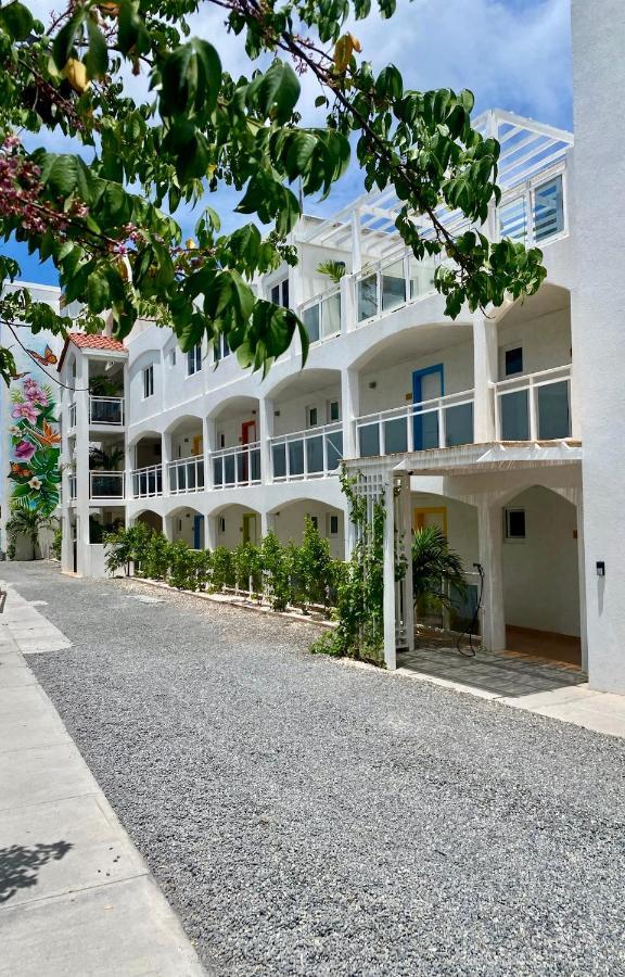 Maho Beach House - Spacious 1 Bedroom Suite 외부 사진